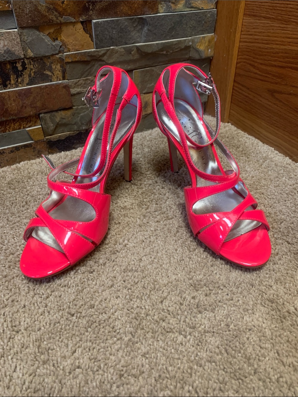 Ivanka trump Women’s Hot Pink Strappy High Heel Sandals 7